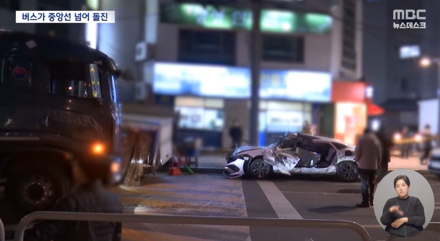 어제-강서구-마을버스-돌진사고-운전자는-급발진-주장-2-이미지