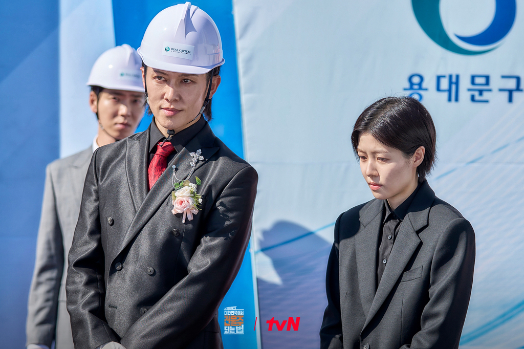 심은경이-6년-만에-국내-드라마에-출연하는데-메인-빌런으로-나옴-11-이미지