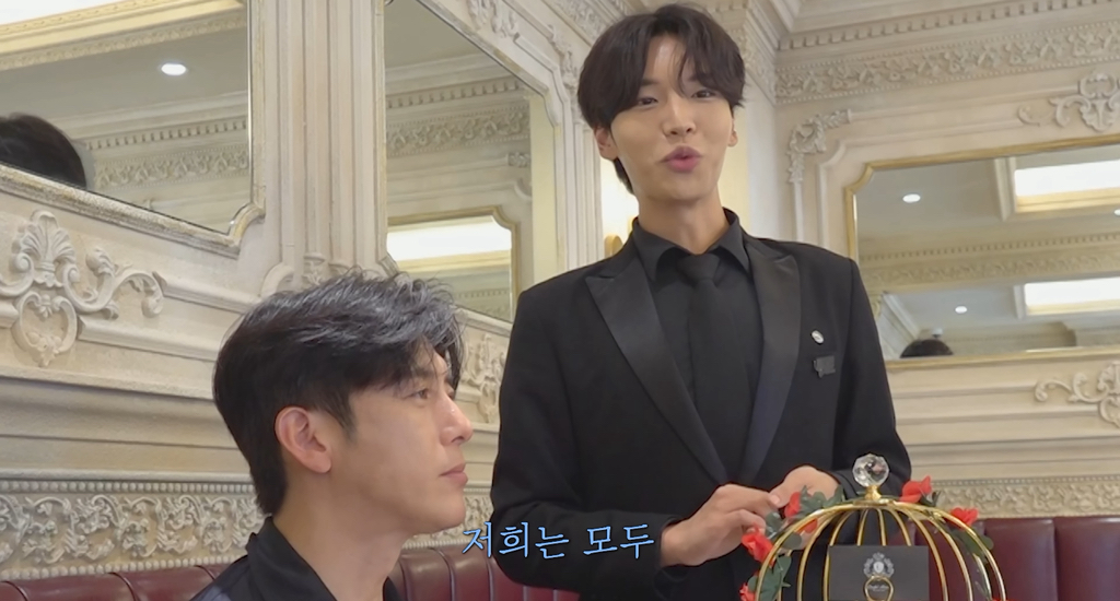 집사-카페가서-현타온-78년생-잘생긴-아저씨.cap-76-이미지