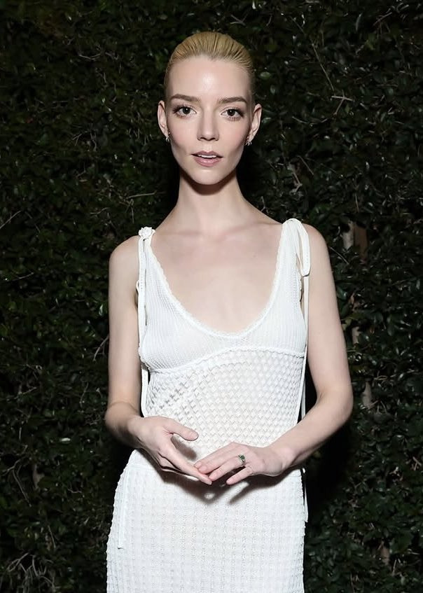 해외에서도-화제중인-갑자기-살-엄청-빠진-여자연예인들...jpg-0-이미지