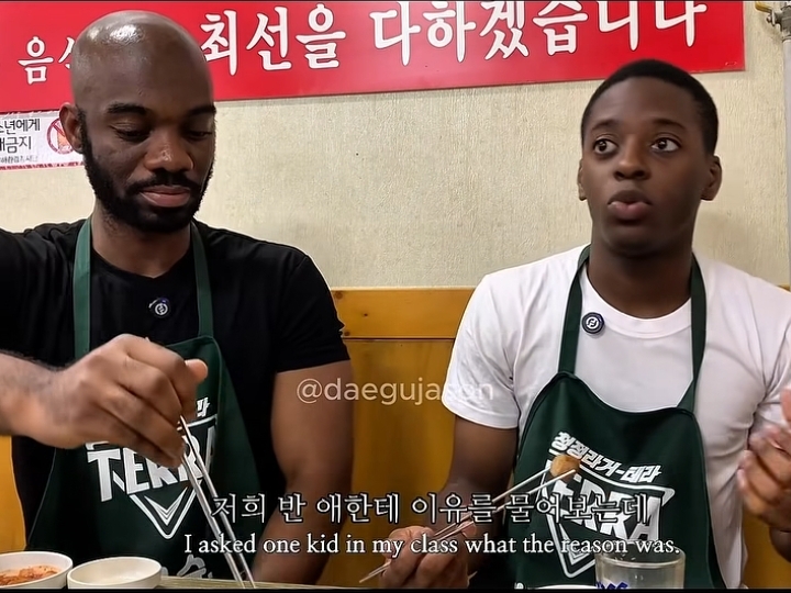 쟤랑-가는-길이-다름.-조나단-밥그릇-튼튼👍-3-이미지