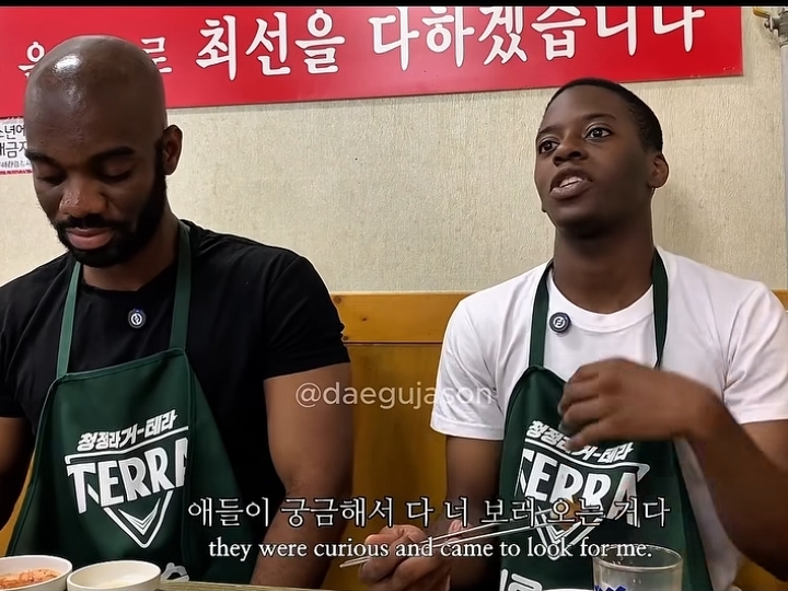 쟤랑-가는-길이-다름.-조나단-밥그릇-튼튼👍-7-이미지