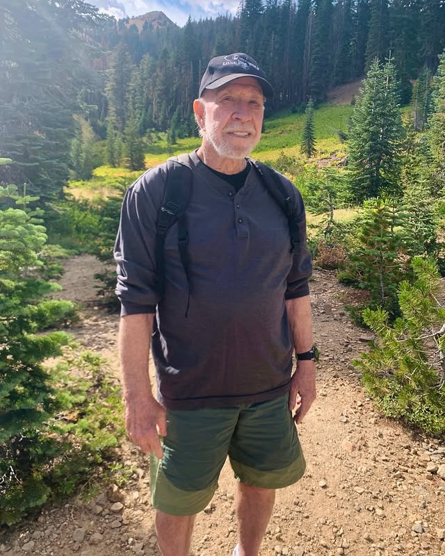 척-노리스,-86세의-나이로-사망-11-이미지