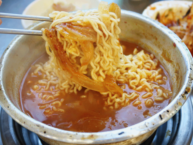 김치찌개-+-라면사리.gif-2-이미지