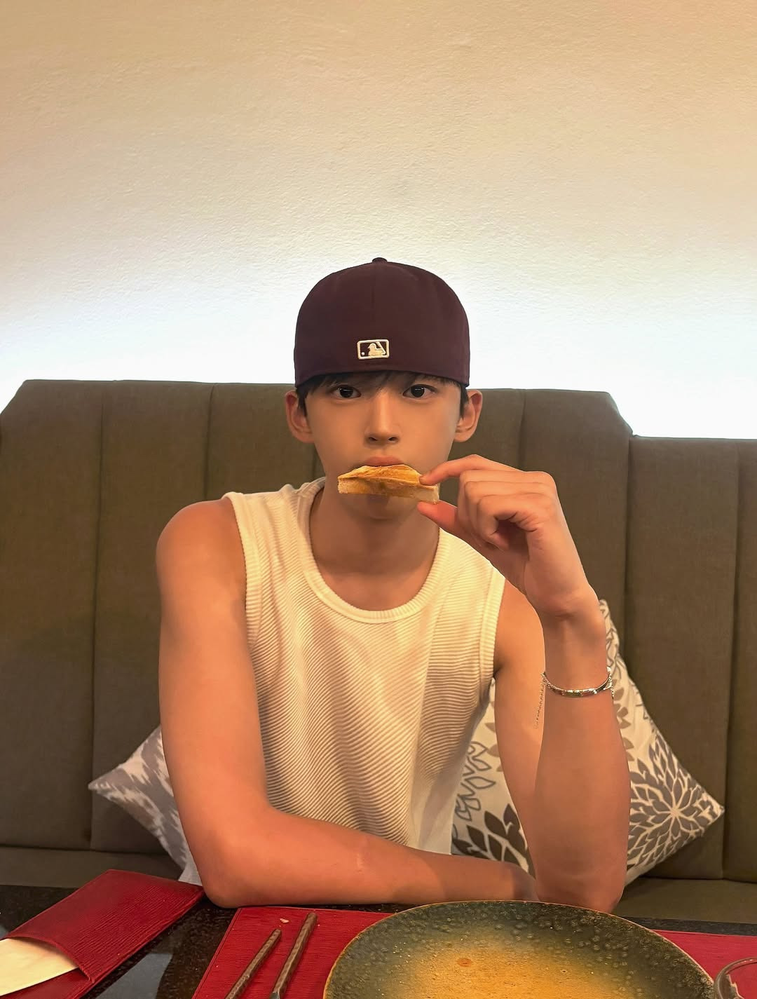 구독자-반응이-좋아서-'커플'-유튜브-채널을-시작한-두-남자...........JPG-4-이미지