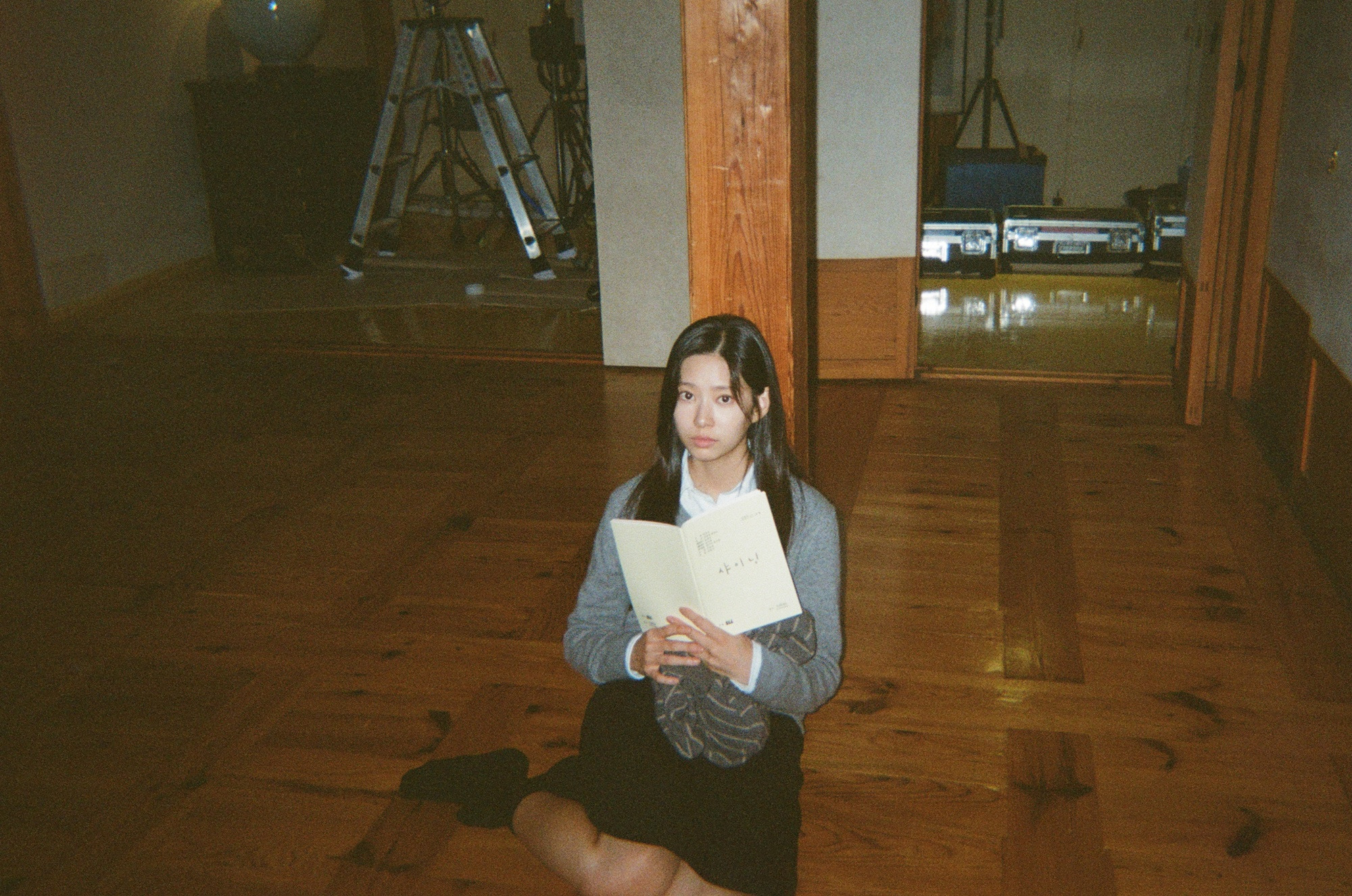 김민주-소속사에서-올려준-느좋-필카-사진-0-이미지