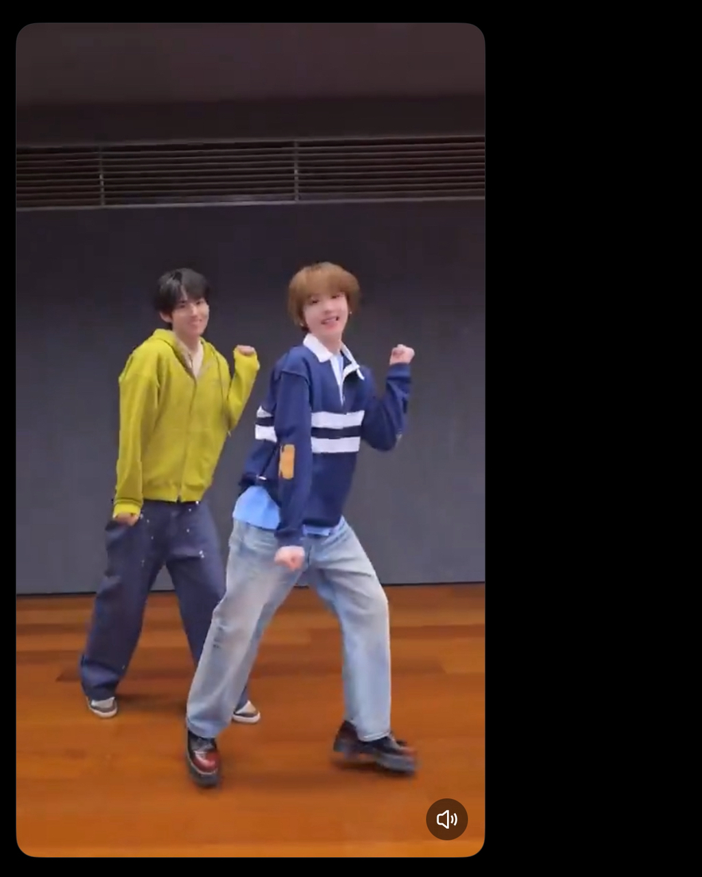 요즘-남돌들-사이에서-유행중인-것-같은-여돌-챌린지-12-이미지