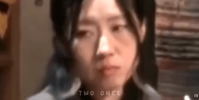 가게에서-우연히-트와이스-사나를-본-일본인-모녀.jpgif-2-이미지