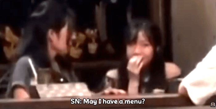 가게에서-우연히-트와이스-사나를-본-일본인-모녀.jpgif-6-이미지