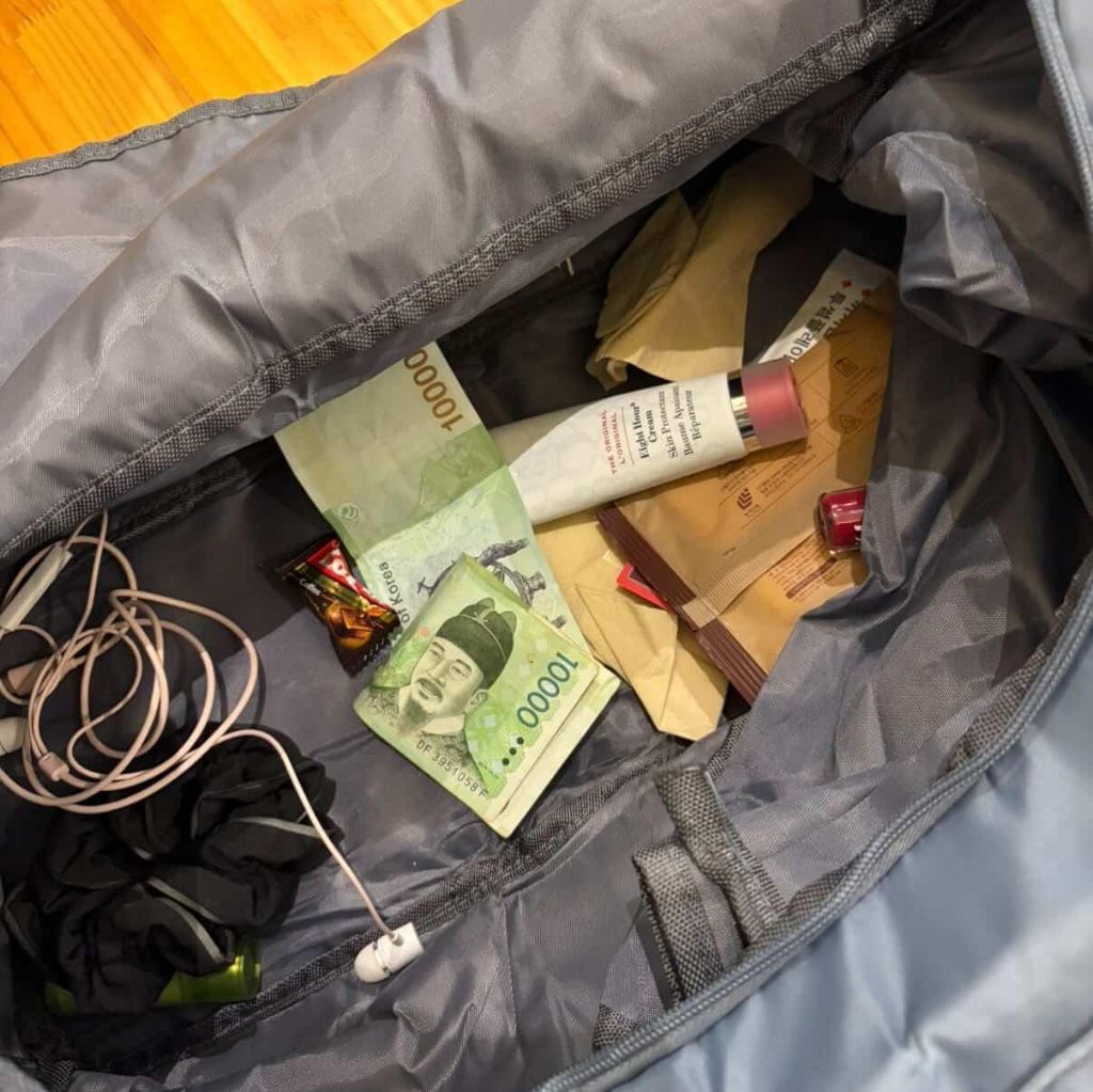 우리-개-천잰가봐...내-출근백에-돈-넣어놨어-0-이미지