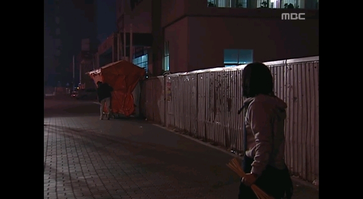 뉴논스톱-경림이가-밤에-포장마차하는게-위험하다-생각한-인성이의-잔머리-26-이미지