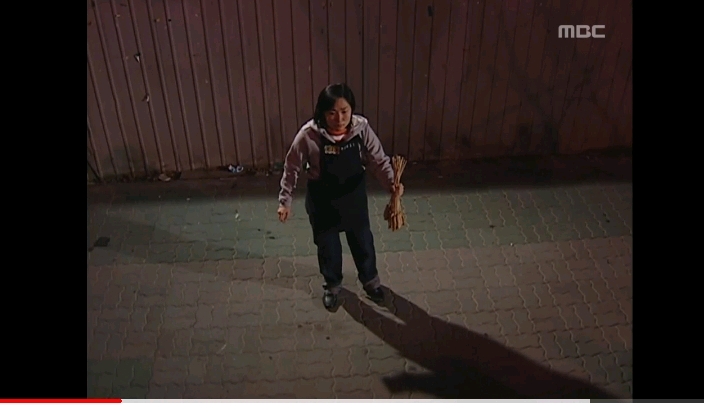 뉴논스톱-경림이가-밤에-포장마차하는게-위험하다-생각한-인성이의-잔머리-24-이미지