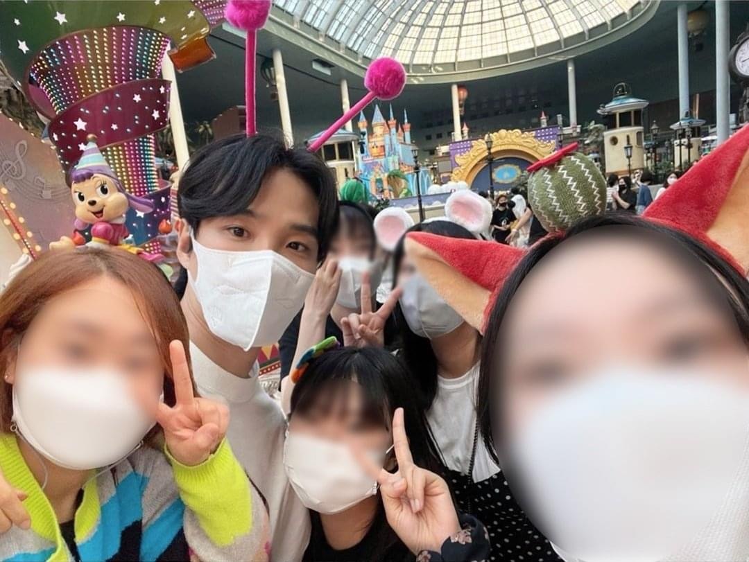 오랜-팬들과-놀이공원-다녀온-김기리-2-이미지