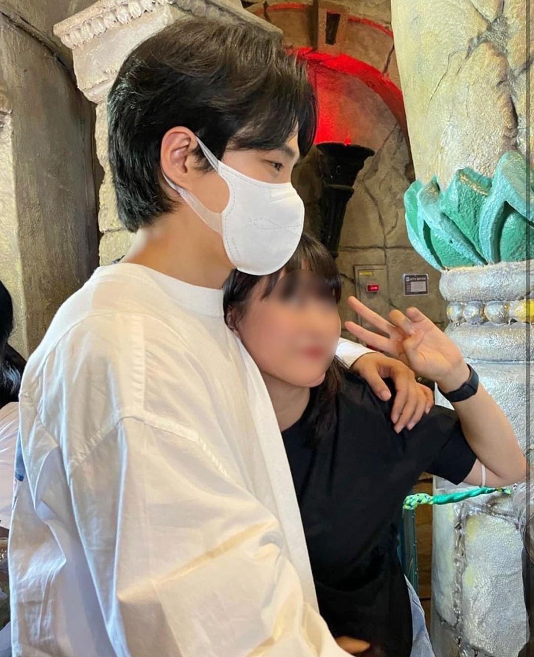 오랜-팬들과-놀이공원-다녀온-김기리-4-이미지