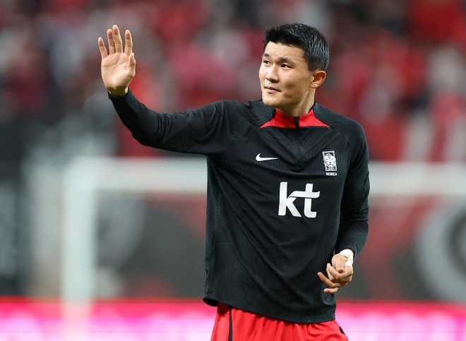 의외로-동갑내기였던-동명이인-축구선수와-남자배우-3-이미지