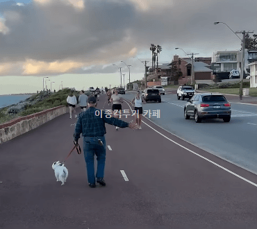 러너들에게-버프-넣어주는-할아버지-0-이미지