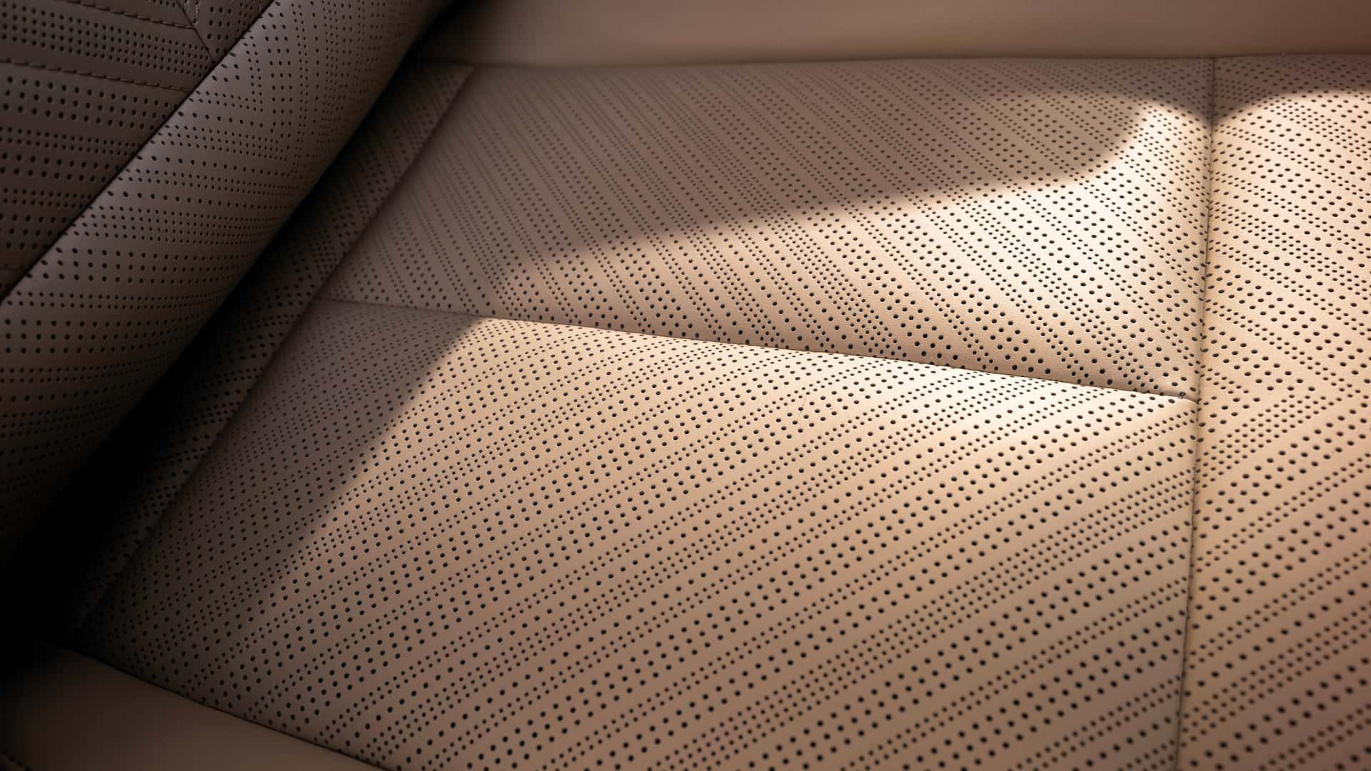 캐딜락-에스컬레이드-IQ-[데이터-주의]-24-이미지