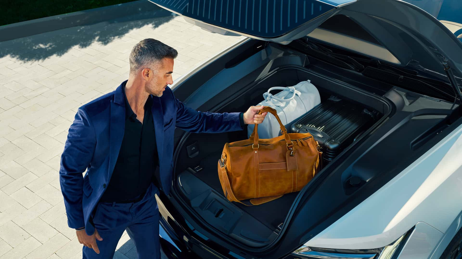 캐딜락-에스컬레이드-IQ-[데이터-주의]-26-이미지