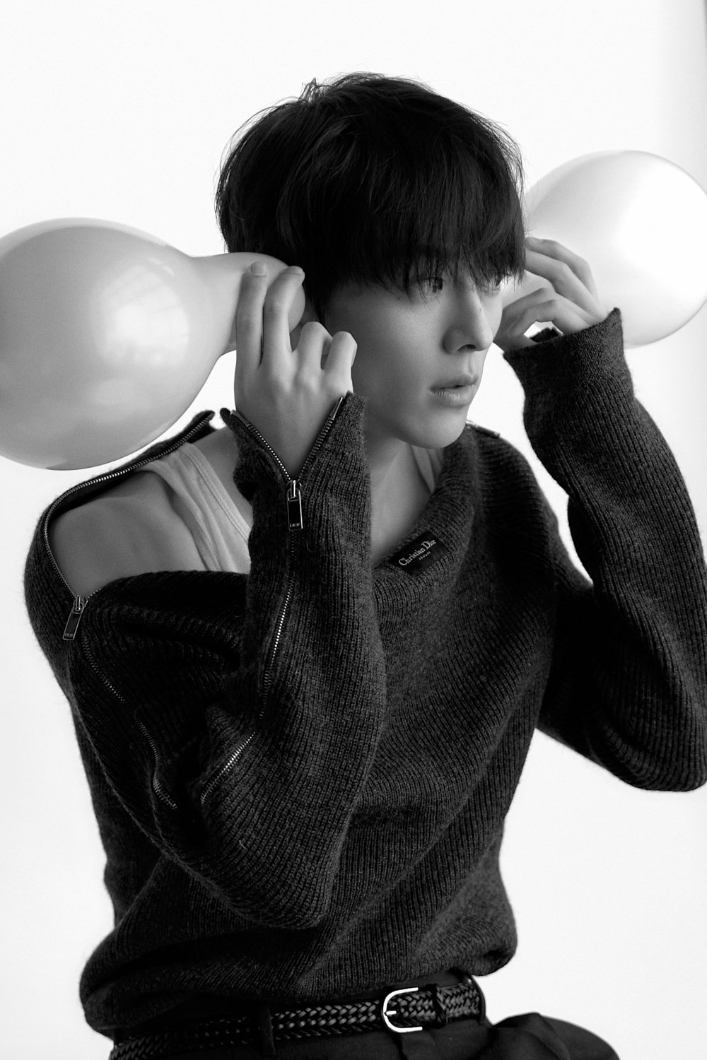 모델-본업할-때의-장기용-화보들-33-이미지