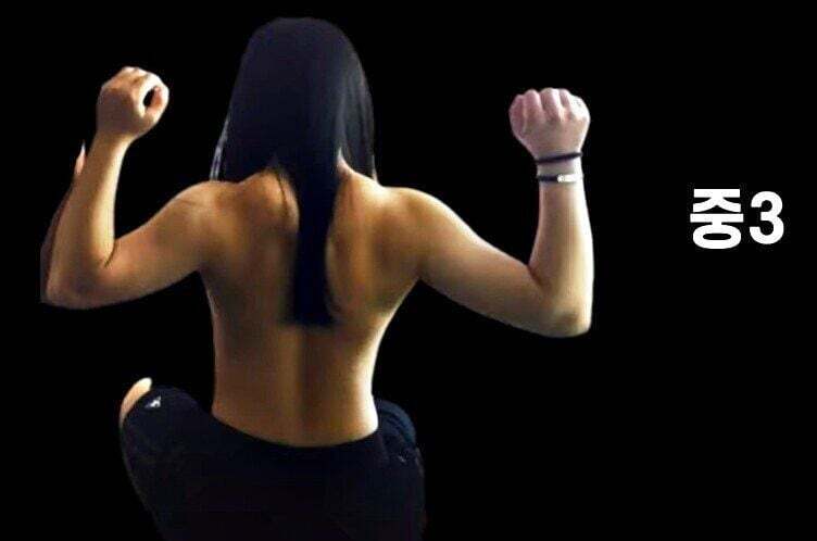 여자-역도선수의-등근육-변천사-2-이미지