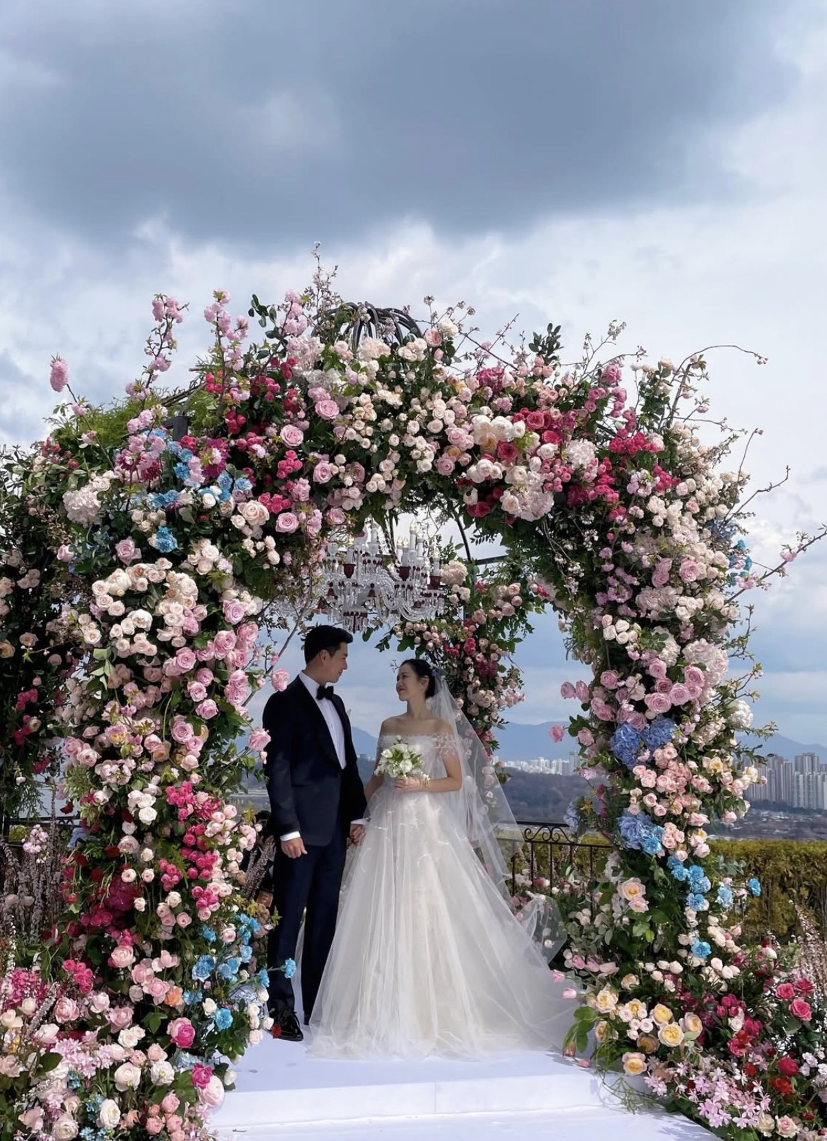 손예진-인스타그램-(결혼-4주년)-1-이미지