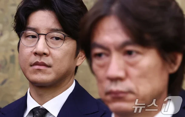 축구-대표팀-선배들만-졸지에-애매해진-이강인,-황희찬-인터뷰.jpg-1-이미지