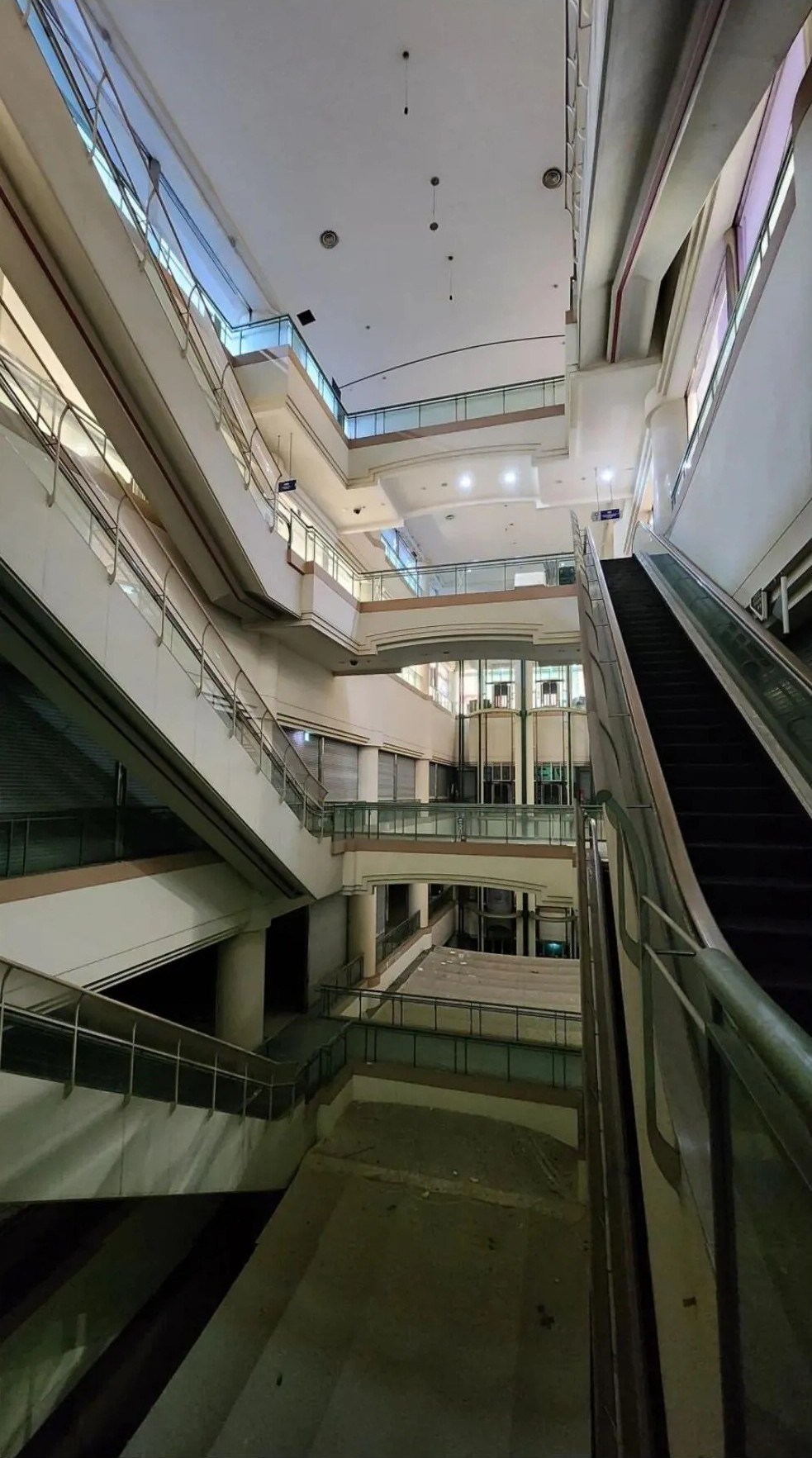 폐업한-홈플러스-매장-근황-3-이미지