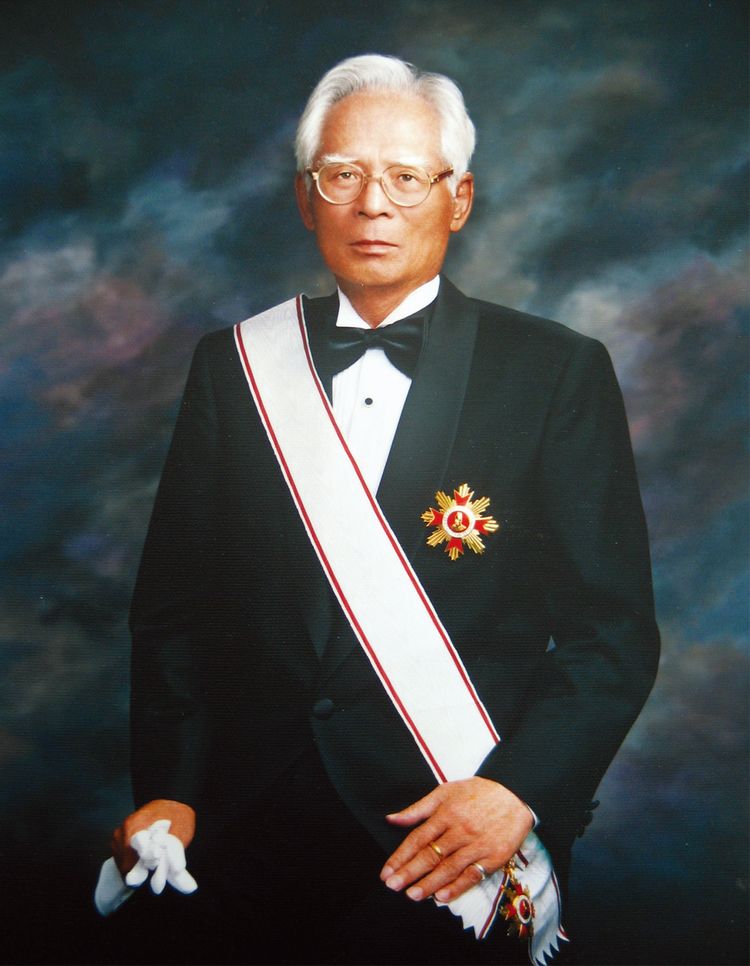 엥-얼떨결에-대한민국을-키워냈습니다-15-이미지