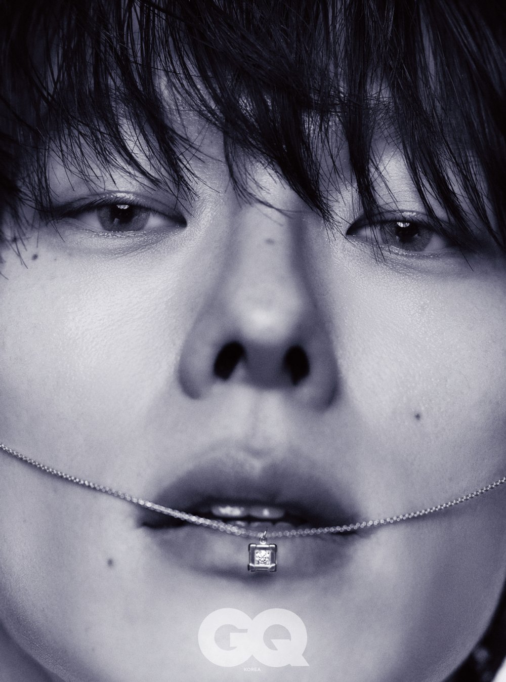 모델-본업할-때의-장기용-화보들-0-이미지