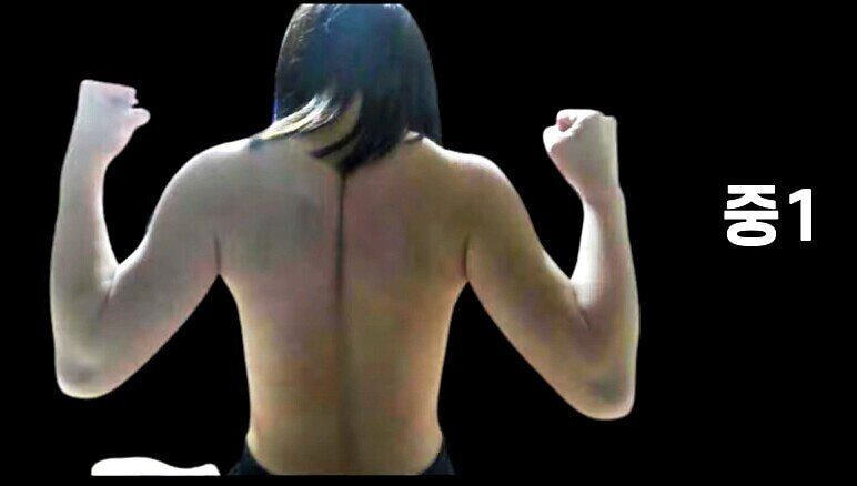 여자-역도선수의-등근육-변천사-1-이미지