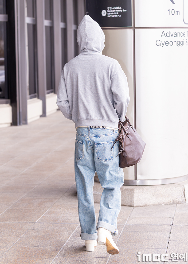 메종-마르지엘라-쇼-참석차-상하이로-출국하는-자이언티-NCT-마크-15-이미지