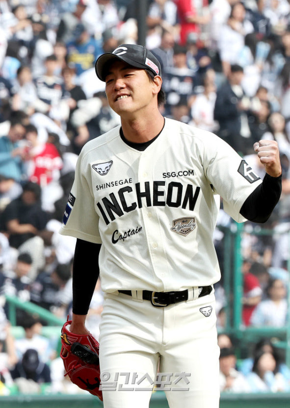 [KBO]-오른손잡이인데-짭좌완,-왼손잡이인데-짭우완-1-이미지