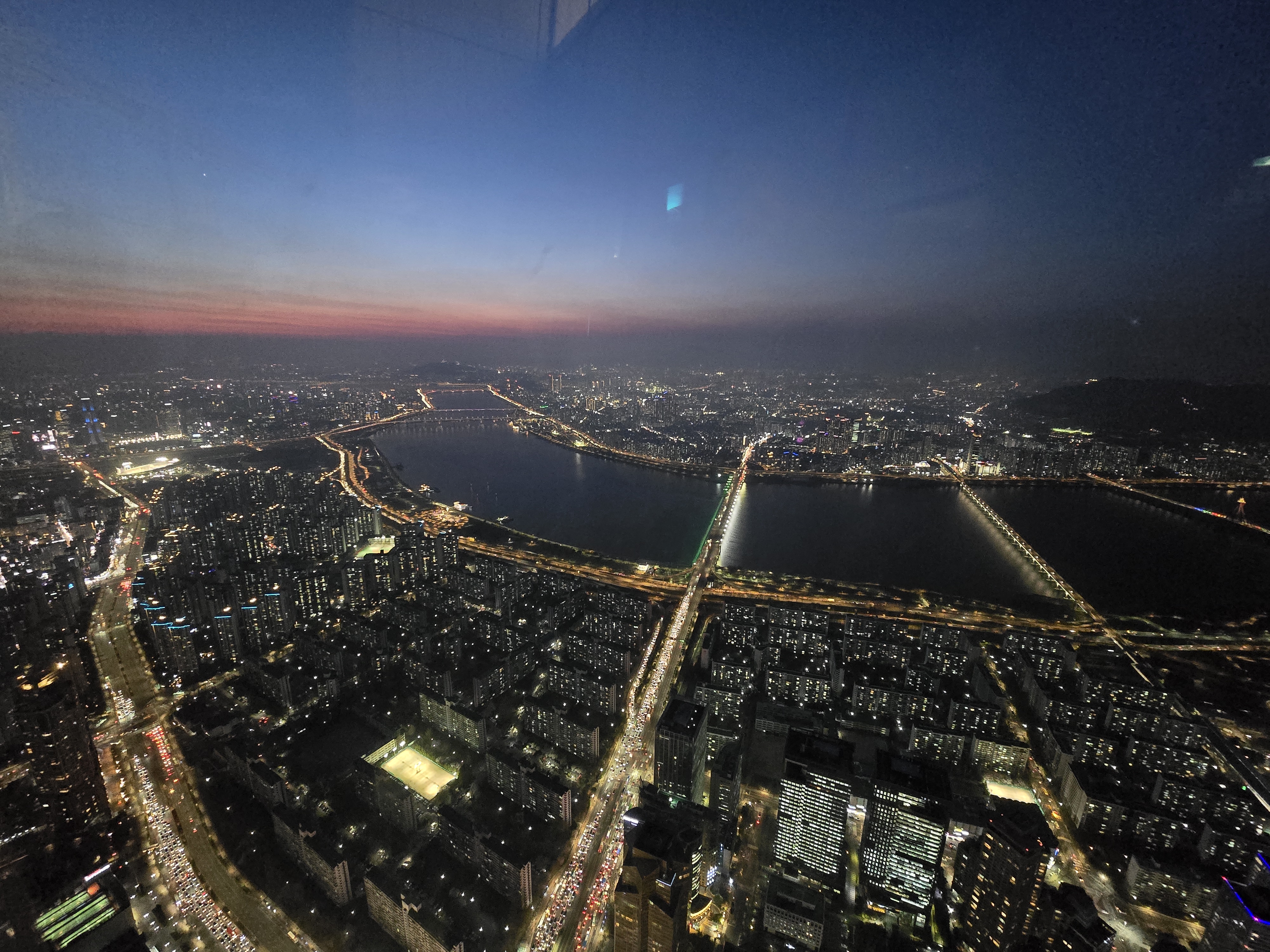 석촌호수-벚꽃-야경(20264.2.)-10-이미지