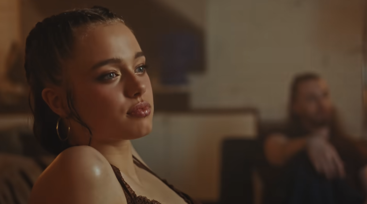 다영-티져에-출연한-안젤리나-졸리-딸-샤일로-0-이미지