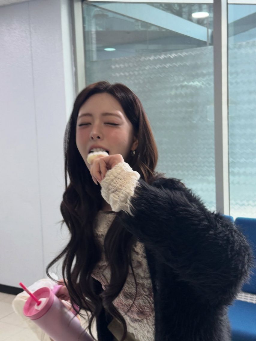 ITZY-유나.jpg-7-이미지