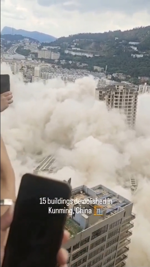 중국의-유령도시-건물-철거-중.twt-0-이미지