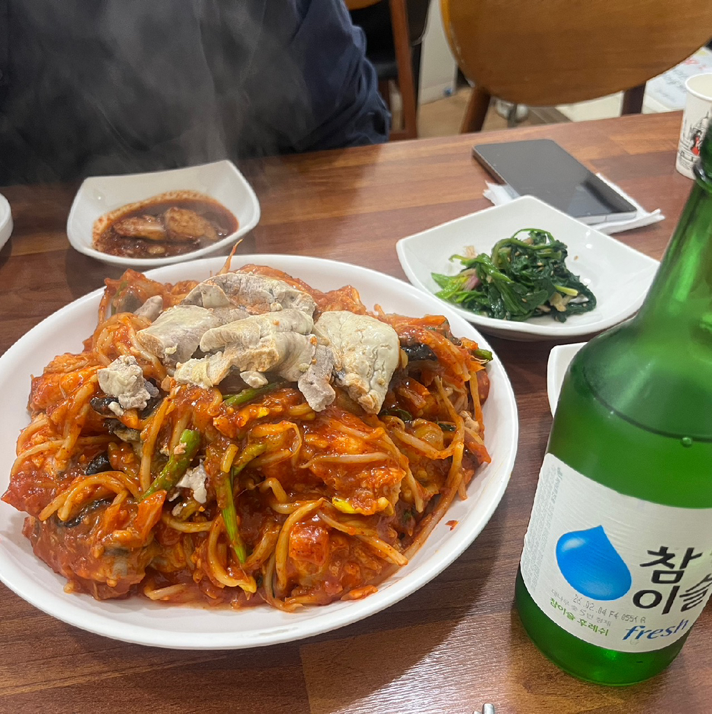 미치도록-먹고-마시고-살찌고-절대-지치지않는-알콩중독자의-삶-23-이미지