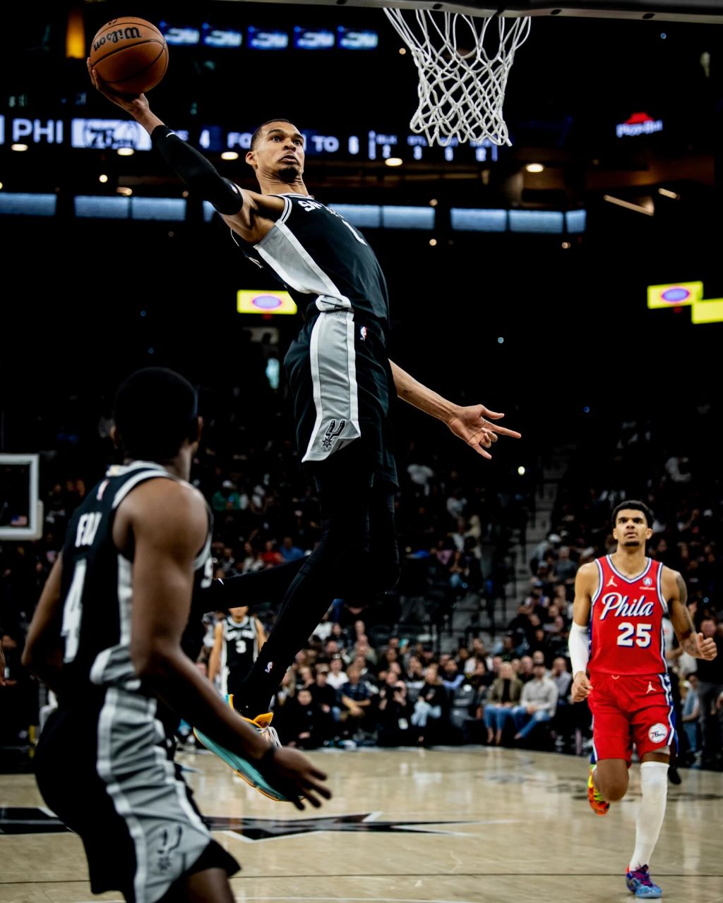 웸비의-MVP-대한-르브론-제임스의-발언-1-이미지