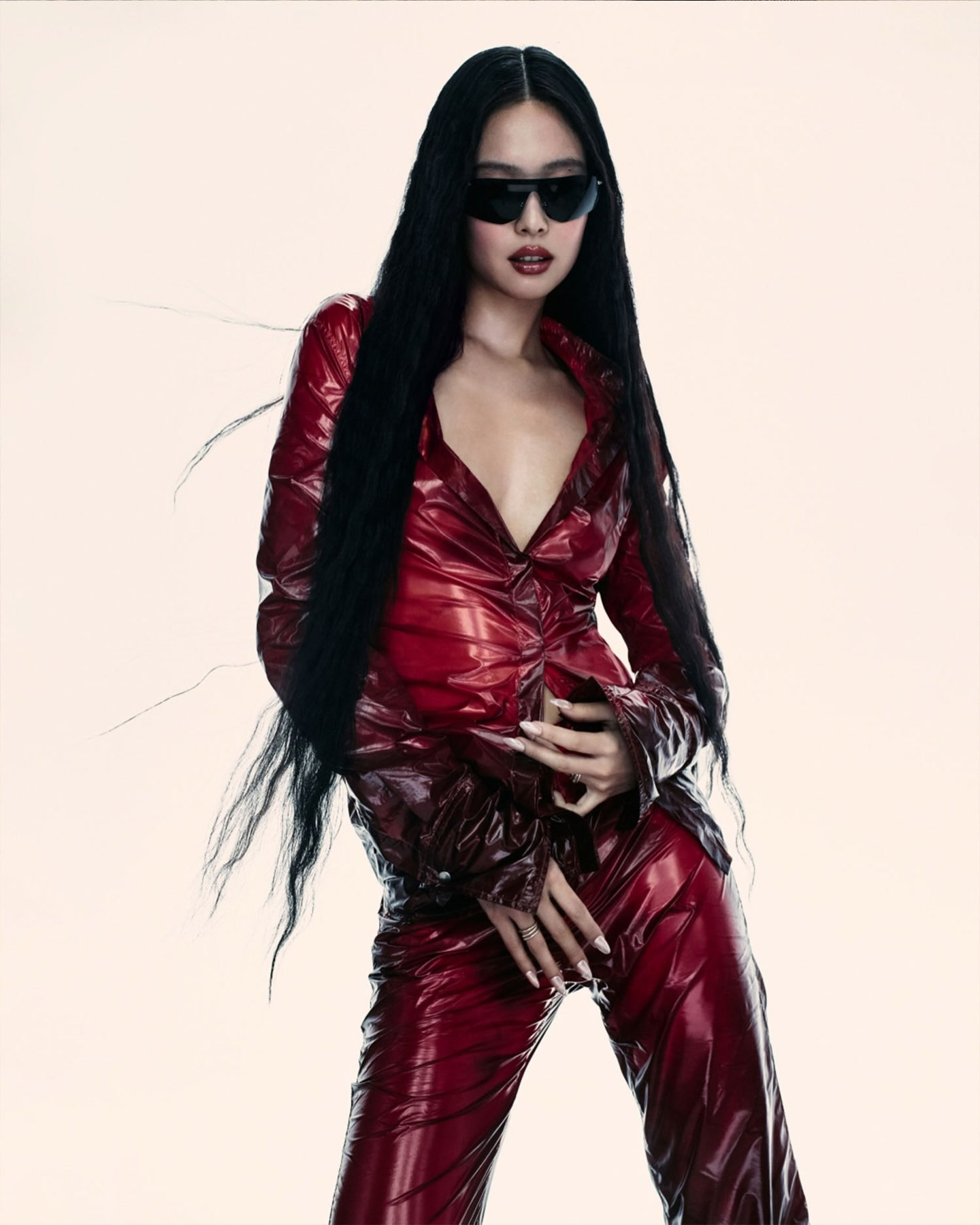 레이밴-글로벌-엠버서더-된-제니-화보.jpg-3-이미지