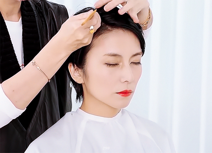 일본에서-쿨뷰티의-대표적인-외모로-불리는-여자-연예인-16-이미지