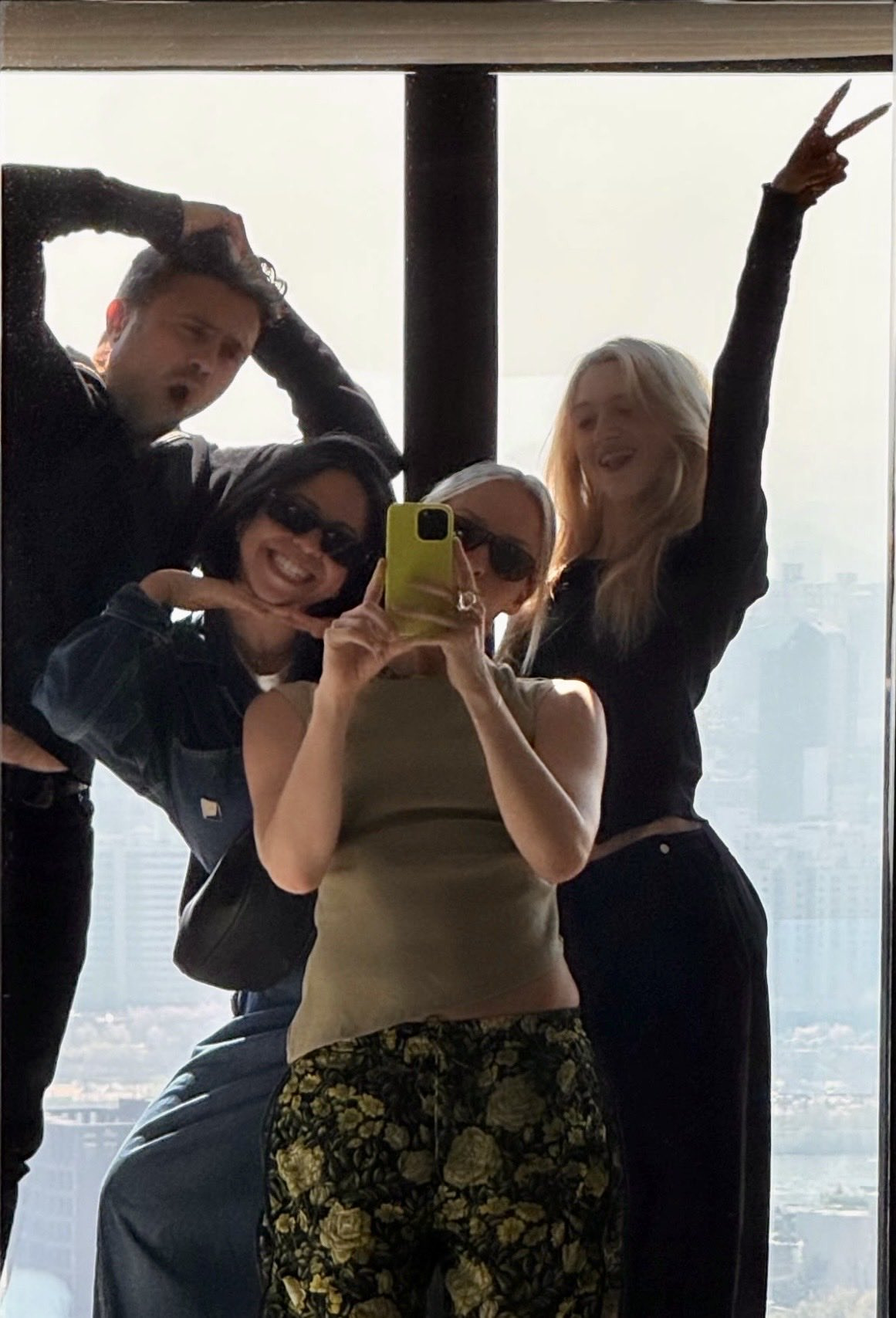 한국-여행-중인-나탈리아-다이어(기묘한이야기/스띵-낸시)-0-이미지