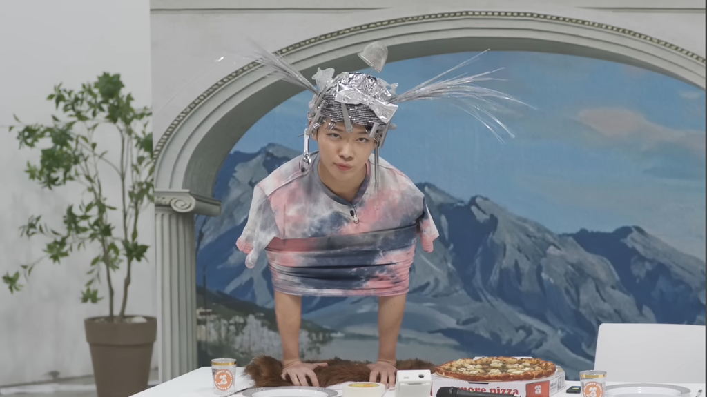 웃으면-안되는-카리나-생일-파티-1-이미지