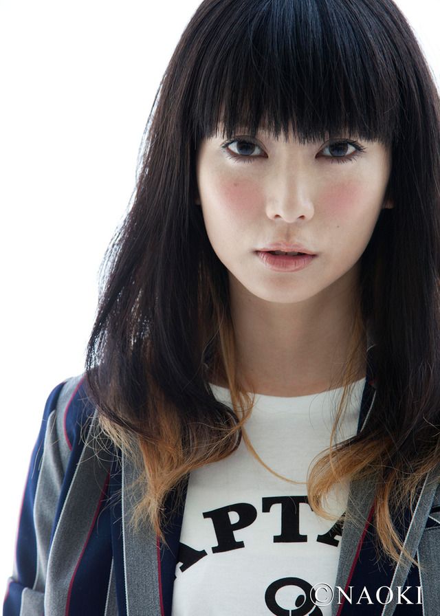 일본에서-쿨뷰티의-대표적인-외모로-불리는-여자-연예인-7-이미지