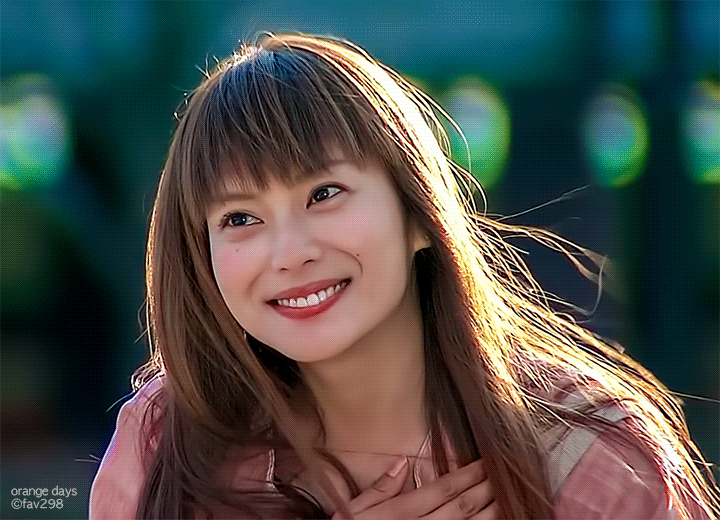 일본에서-쿨뷰티의-대표적인-외모로-불리는-여자-연예인-2-이미지