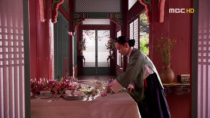 <궁>을-본-일본쪽에서는-도대체-어떤-세팅값을-써서-촬영했기에-저런-색감이-나오느냐”고…-23-이미지