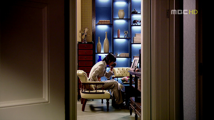 <궁>을-본-일본쪽에서는-도대체-어떤-세팅값을-써서-촬영했기에-저런-색감이-나오느냐”고…-9-이미지