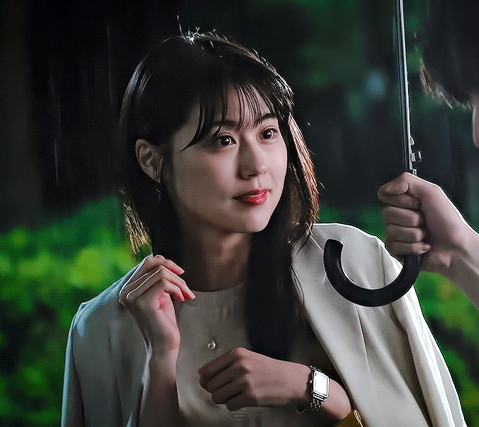 트와이스-사나-닮은-여배우-아리무라-카스미.gif-2-이미지