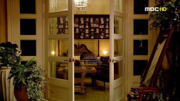 <궁>을-본-일본쪽에서는-도대체-어떤-세팅값을-써서-촬영했기에-저런-색감이-나오느냐”고…-6-이미지