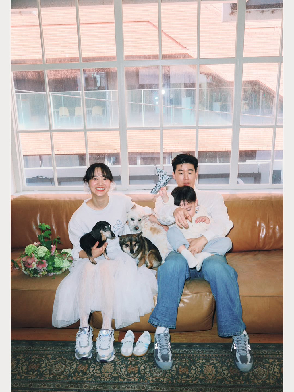 윤승아-김무열-결혼-11주년-기념-가족사진-8-이미지