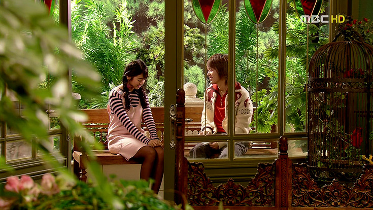 <궁>을-본-일본쪽에서는-도대체-어떤-세팅값을-써서-촬영했기에-저런-색감이-나오느냐”고…-2-이미지